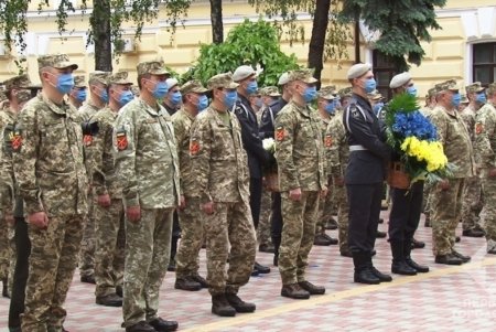 В Одессе установили памятник погибшим воинам АТО (фото)