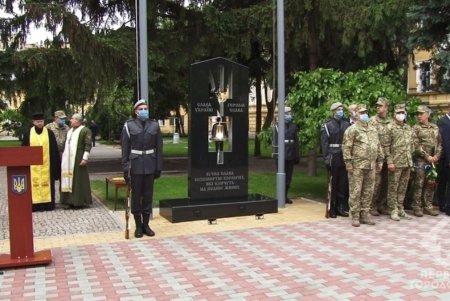 В Одессе установили памятник погибшим воинам АТО (фото)