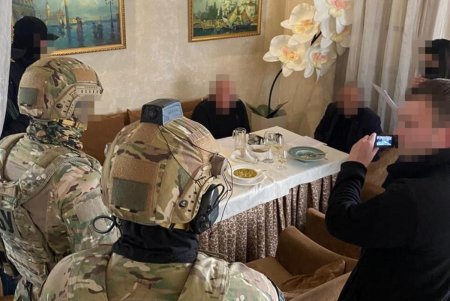 Одессит и киевлянин «продавали» пост главы ОГА Харьковской области за миллион долларов: мошенников задержали (фото, видео) 