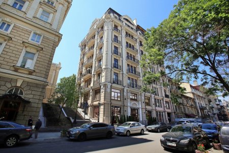 Июньская прогулка по переулку Чайковского (фоторепортаж)