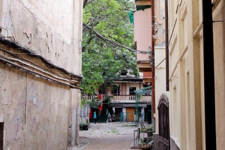 Старые дворы на Молдаванке: улица Болгарская (фоторепортаж)