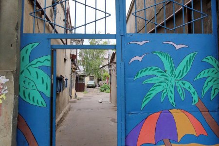 Старые дворы на Молдаванке: улица Болгарская (фоторепортаж)