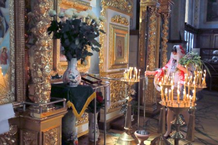 Одесситы отмечают День святой Троицы (фоторепортаж)