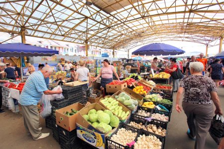 Сезонные продукты на рынке «Привоз» (фоторепортаж)