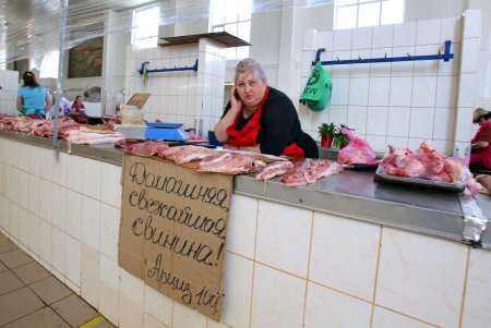 Сезонные продукты на рынке «Привоз» (фоторепортаж)
