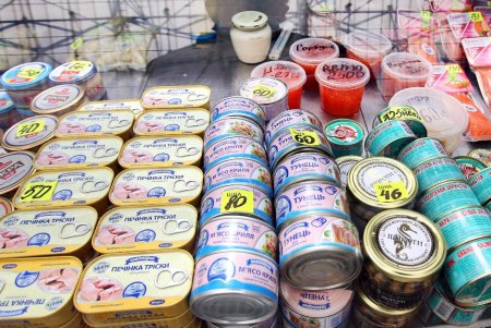 Сезонные продукты на рынке «Привоз» (фоторепортаж)