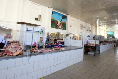 Сезонные продукты на рынке «Привоз» (фоторепортаж)