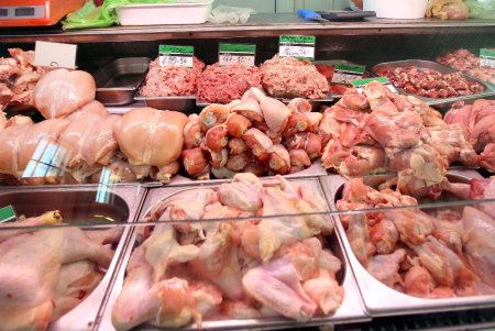 Сезонные продукты на рынке «Привоз» (фоторепортаж)