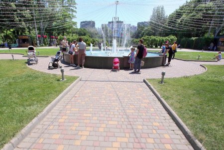 Одесский парк Горького в жаркий летний день (фоторепортаж)