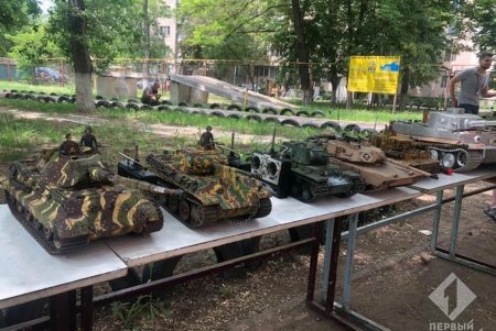 Создатели радиоуправляемых танков состязались в Одессе (фото)