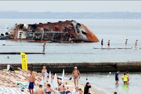 Открытая тренировка по боксу на берегу моря (фоторепортаж)
