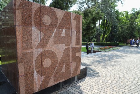В Одессе почтили память жертв Второй мировой войны (фото)