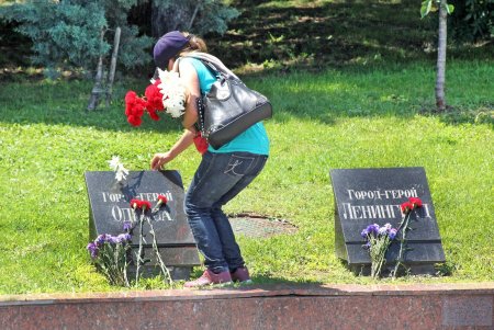 В Одессе почтили память погибших во Второй мировой войне (фоторепортаж)