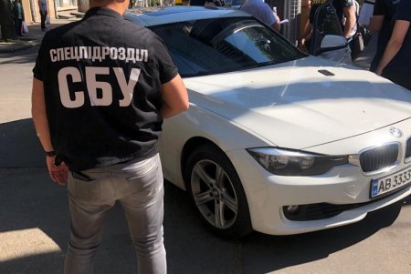 В Одессе задержали военного прокурора, который вымогал деньги у предпринимателей (фото)