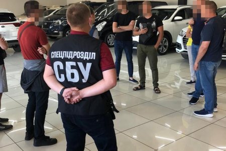 В Одессе задержали военного прокурора, который вымогал деньги у предпринимателей (фото)