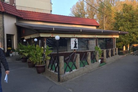 За неделю демонтировали 12 незаконных киосков и торговых точек (фото)