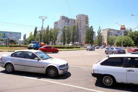 Сердце Таирова – площадь Независимости (фоторепортаж)