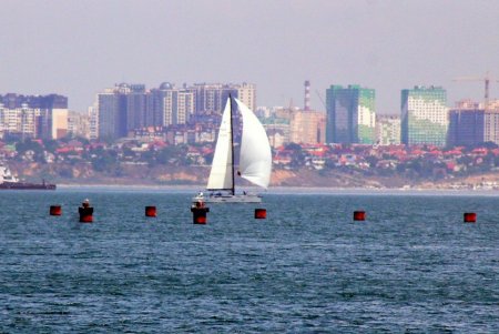 Пляж Ланжерон во время адаптивного карантина (фоторепортаж)