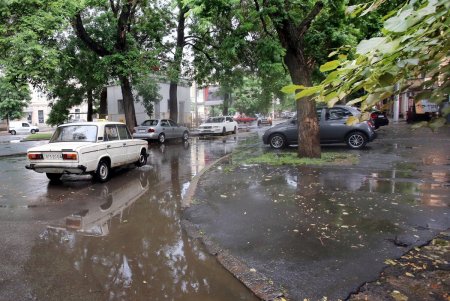 Дождь в большом городе (фоторепортаж)