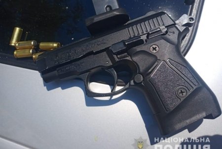 В Измаиле участники преступной банды, угрожая оружием, отобрали у местного жителя 10 тысяч евро: их ожидает 15 лет тюрьмы (фото, видео) 