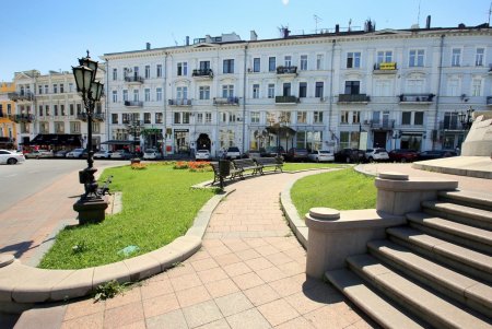 Лето на Екатерининской площади (фоторепортаж)
