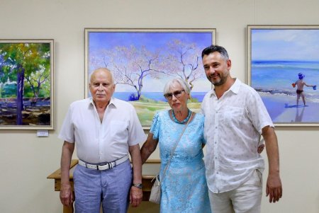 Симфония графики и живописи: выставка творческих работ одесского художника Виталия Парастюка (фоторепортаж)