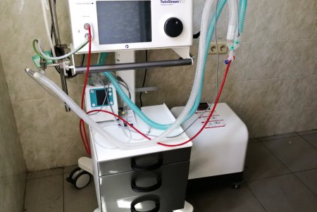 В больницы закуплены два новых аппарата искусственной вентиляции легких (фото)