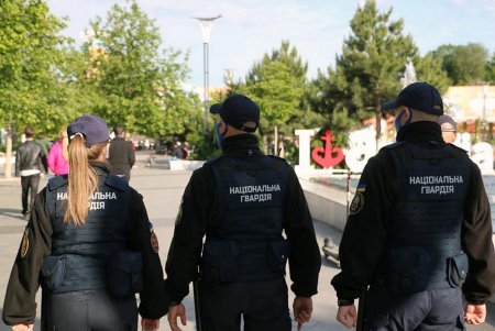 С начала лета Нацгвардейцы задержали на пляжах и в местах массового отдыха Одессы десятки правонарушителей (фото)