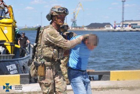 СБУ провела антитеррористические учения на территории Одесского порта (фото, видео)