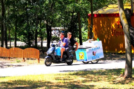 Субботний променад по парку Шевченко (фоторепортаж)