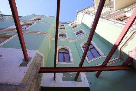 В доме Руссова уберут незаконные конструкции, а в доме Либмана укрепят фундамент: мэр Одессы проверил ход работ в памятниках архитектуры (фоторепортаж)