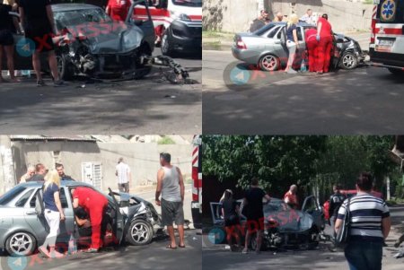 На Слободке автомобиль столкнулся с грузовиком: пострадали два человека (фото)