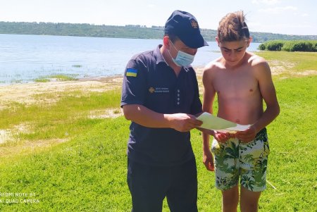 В Болградском и Лиманском районах спасатели проводят профилактические рейды на водоемах (фото)