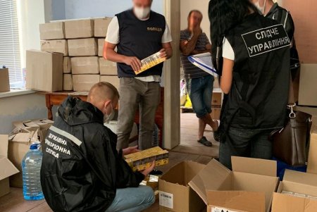 Подпольный цех с 12 тоннами алкоголя и контрафактными сигаретами обнаружили в Одесской области