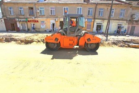 Спуск Маринеско и Новощепной ряд — работы приближаются к финишу (фоторепортаж)