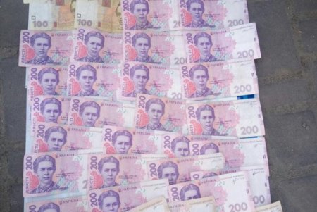 За систематическое взяточничество будут судить одесского полицейского