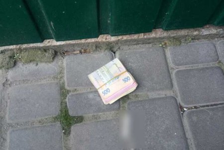 За систематическое взяточничество будут судить одесского полицейского