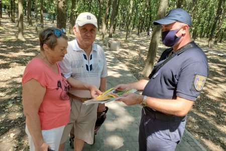 Спасатели провели противопожарный рейд в лесопарковой зоне 411-й батареи (фото)