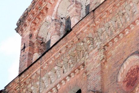 С холодильником, телевизором и картинами: в Одесском СИЗО открыли платные камеры (фоторепортаж)