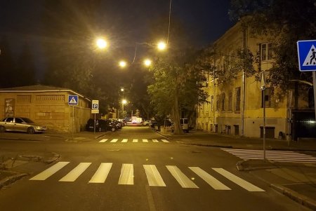 Возле четырех школ обновили дорожную разметку (фото)