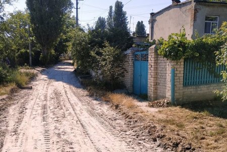 На поселке Котовского, Слободке и Кривой Балке капитально ремонтируют дорожное покрытие улиц (фото)