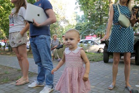 В День начала героической обороны Одессы для ветеранов играл оркестр (фото)