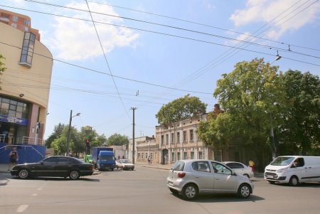 Прогулка по улице Косвенной (фоторепортаж)