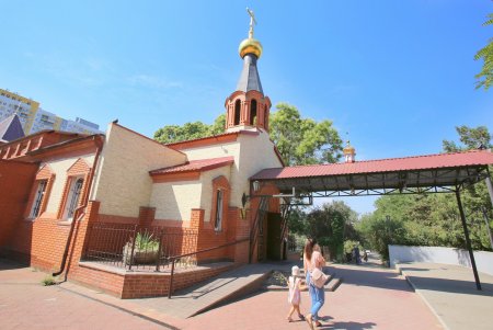 Михайловская площадь в тихом районе Молдаванки (фоторепортаж)