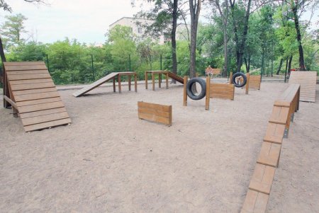Сквер с Курсантской лестницей (фоторепортаж)