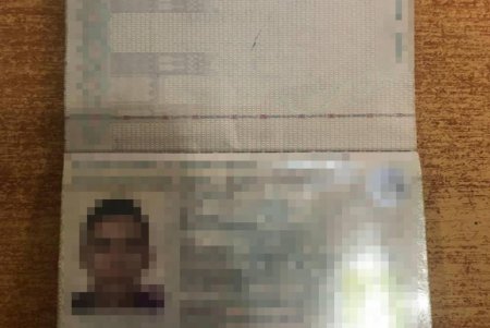 Полицейские быстро вернули иностранцу деньги и документы, похищенные из авто (фото)