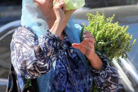 Православные одесситы празднуют Медовый Спас (фоторепортаж)