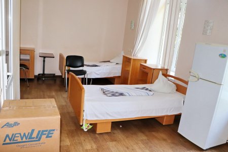 В больнице на Лидерсовском бульваре открыли обсервационное отделение для пациентов с пневмонией (фото)