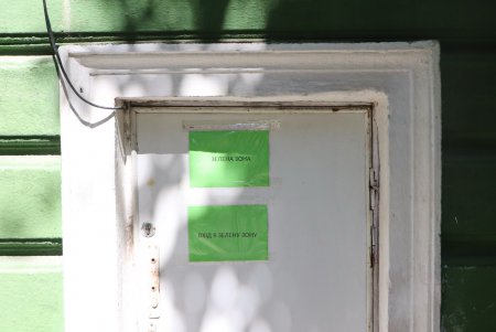 В больнице на Лидерсовском бульваре открыли обсервационное отделение для пациентов с пневмонией (фото)