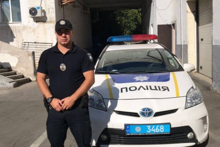 Патрульные помогли горожанке с острым приступом аппендицита быстро попасть в больницу (фото)